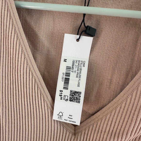 NWT Garage Stella Seamless Plunge Crop Top in Blush - Picture 3 of 3
